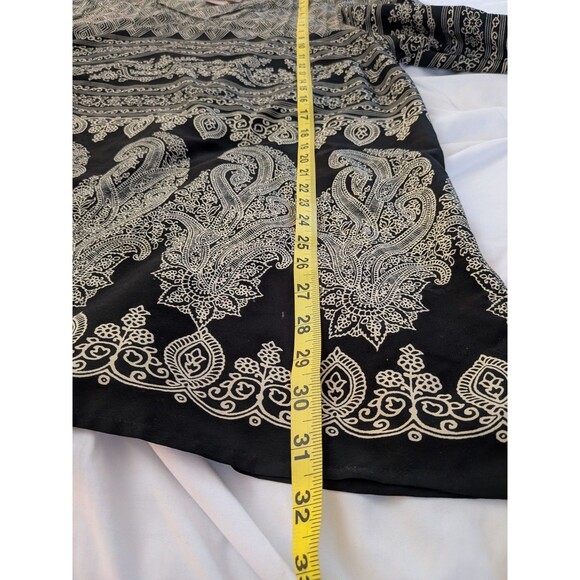 Chico's Tunic Womes XL/3 Paisley Black Tan Floral V-Neck Blouse Top Boho Flowy - Picture 12 of 12